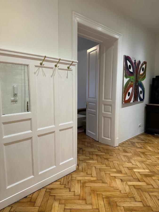 Artliving Apartment-Top 3 Self Check-In Graz Esterno foto