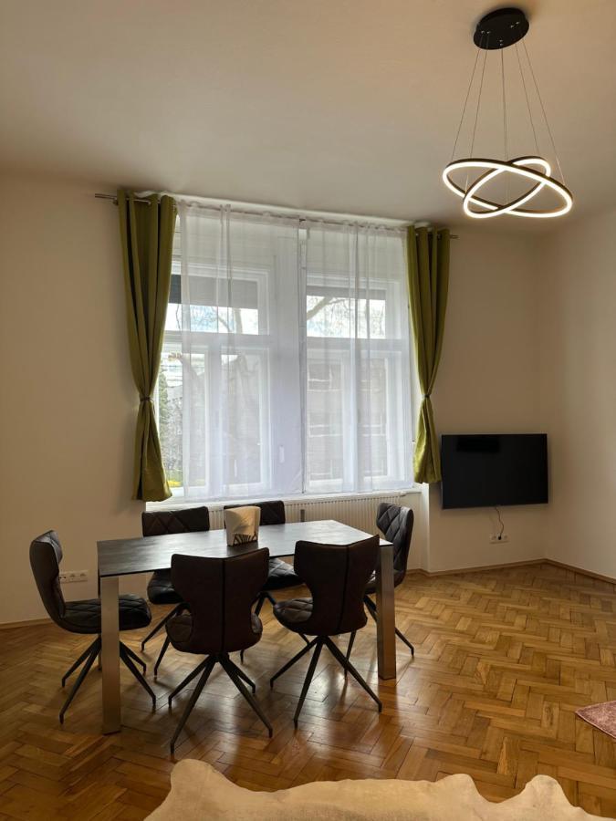 Artliving Apartment-Top 3 Self Check-In Graz Esterno foto